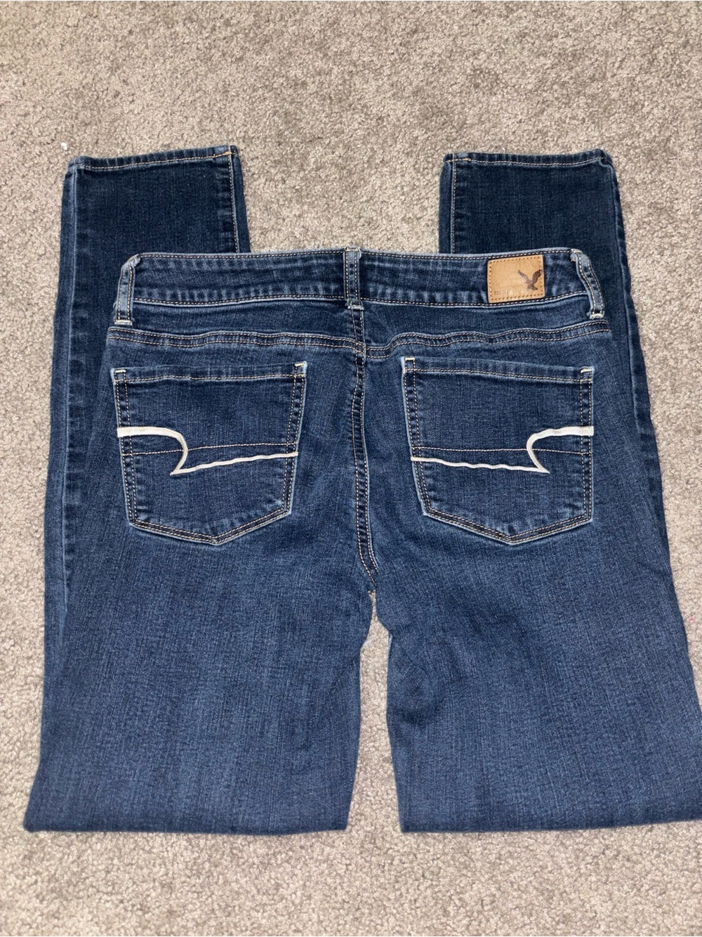 American Eagle Outfitters Women’s Dark Blue Super Stretch Skinny Jeans - Picture 3 of 4